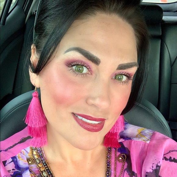 Meet your Posher, Krystal - Picture 1 of 1